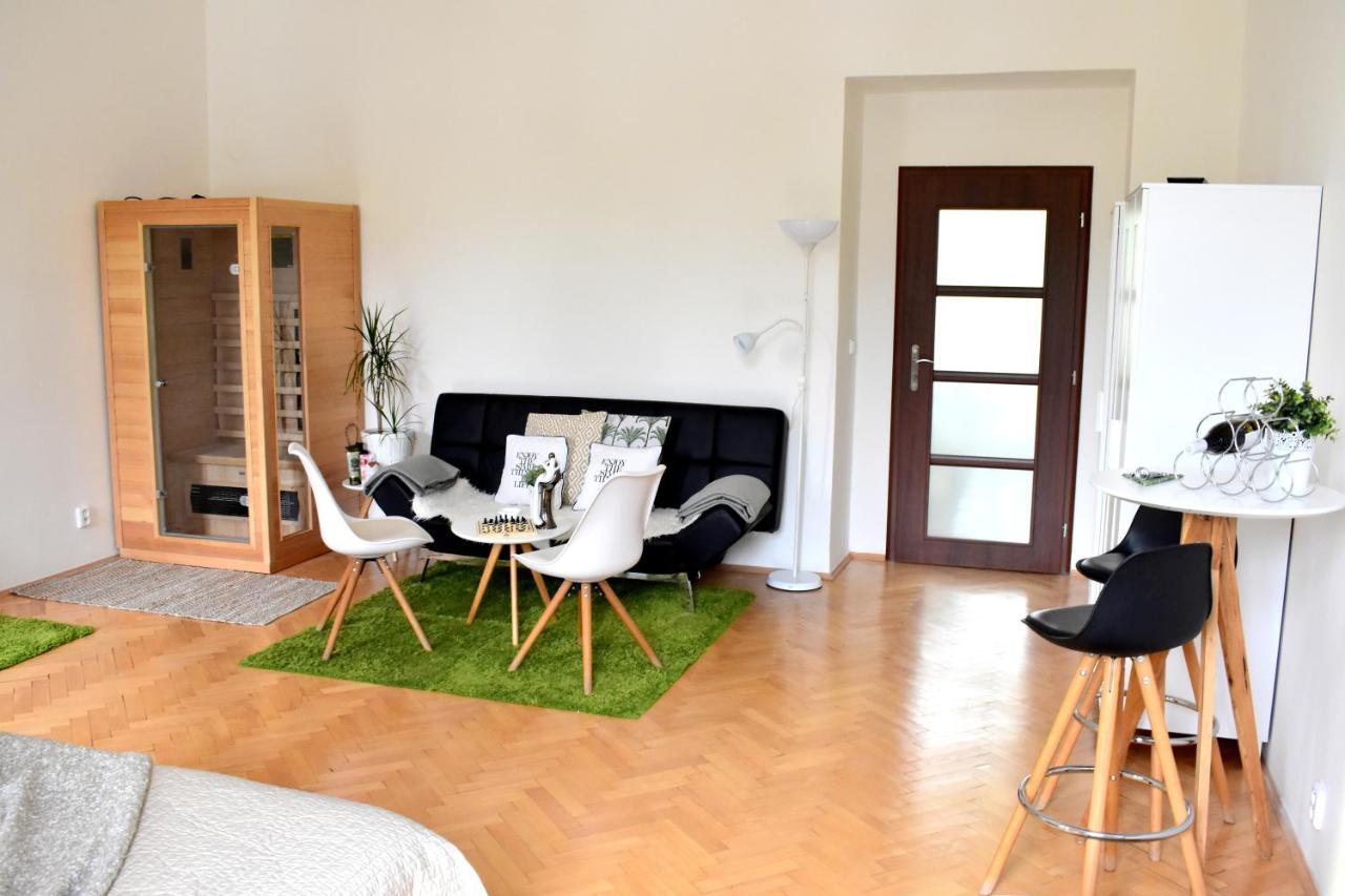 Wellness Apartments Florenc Прага Екстериор снимка