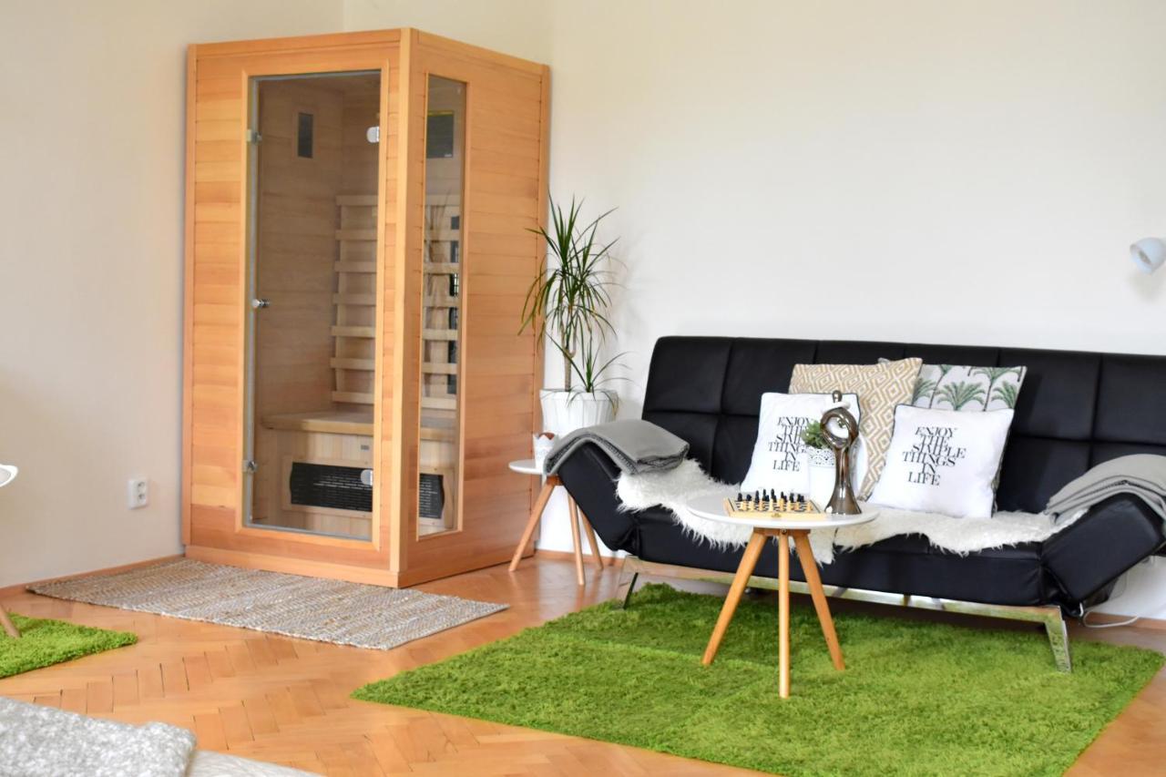 Wellness Apartments Florenc Прага Екстериор снимка