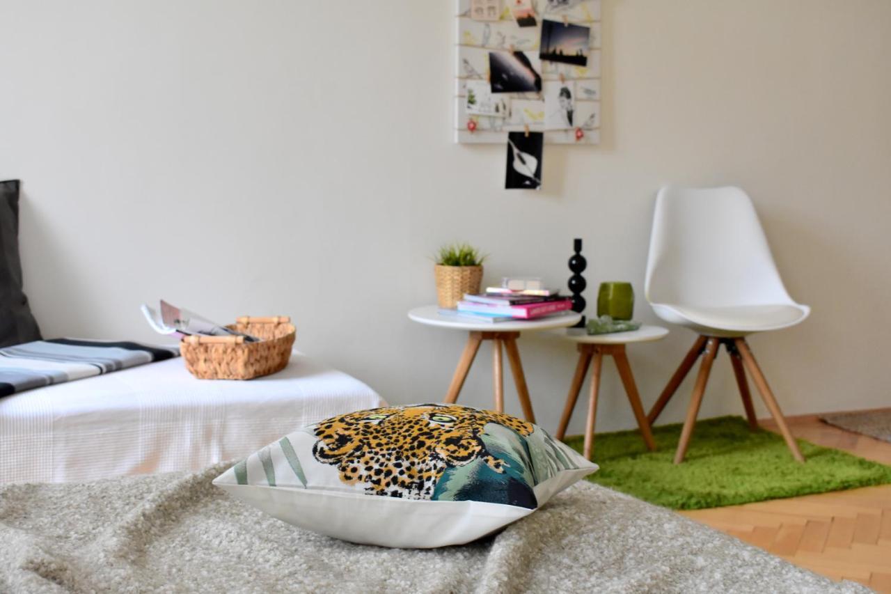 Wellness Apartments Florenc Прага Екстериор снимка