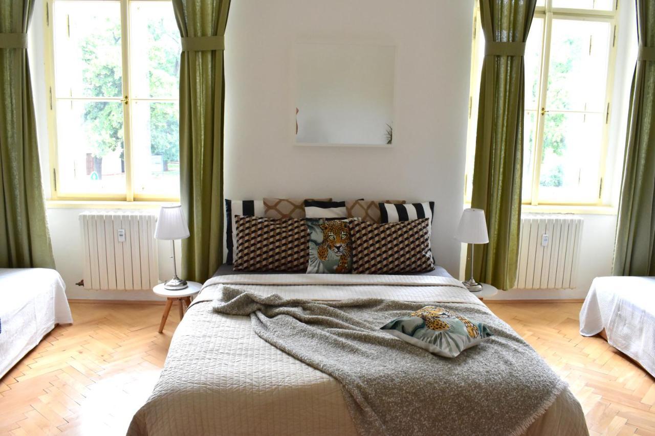 Wellness Apartments Florenc Прага Екстериор снимка