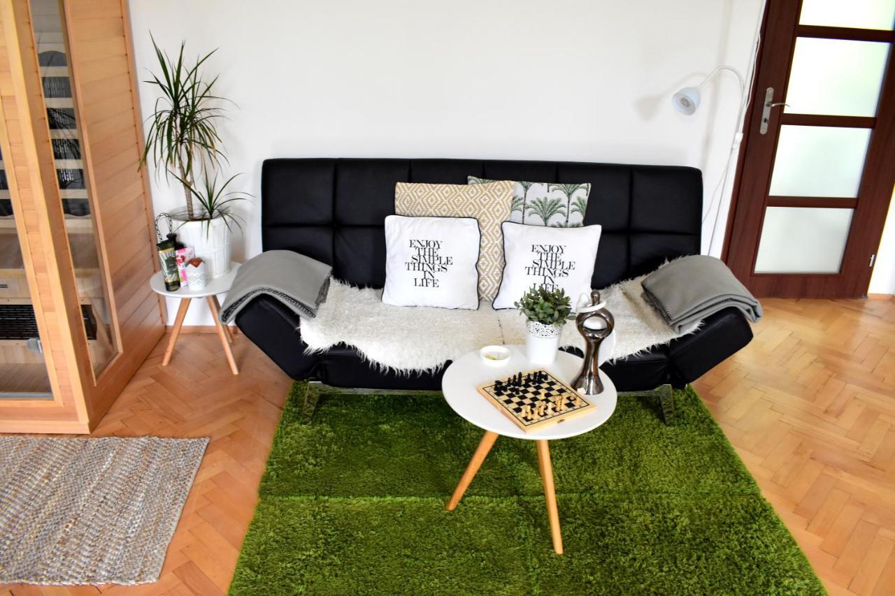 Wellness Apartments Florenc Прага Екстериор снимка