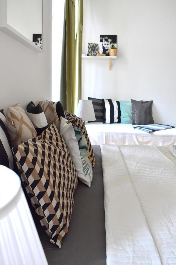 Wellness Apartments Florenc Прага Екстериор снимка