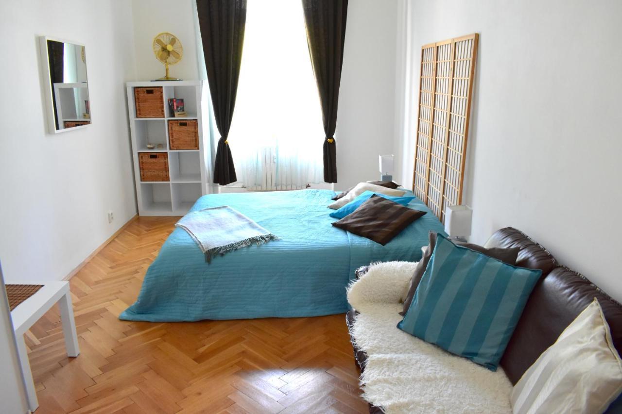 Wellness Apartments Florenc Прага Екстериор снимка